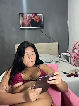 Latina_kiara Adlı Modelin Web Kamerası Şovu