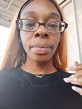 Chat +18 de Jasmine_FullsShine ao vivo