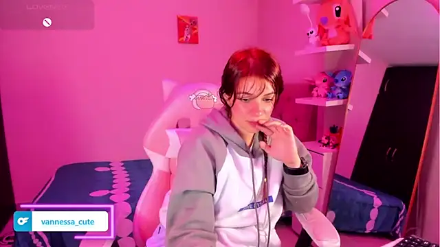 Czat XXX na żywo – Vannessa__Shy