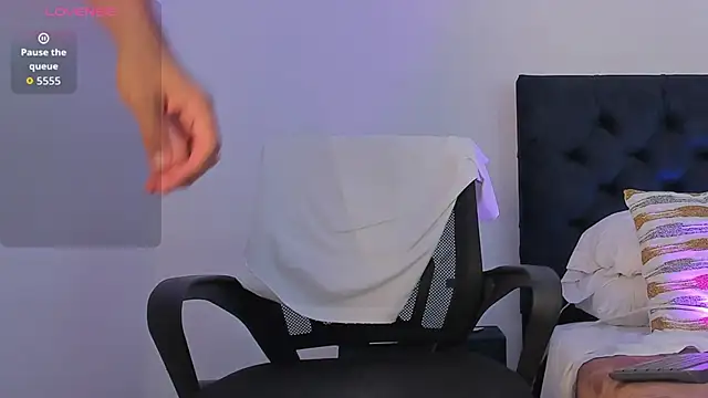 Marcus_Moreno élő XXX-chatje