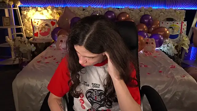 BabyFlowerrのライブXXXチャット