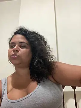 Show modela fromjungle na web-kameri