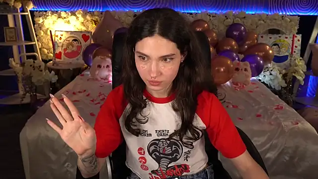 BabyFlowerr Chat XXX in diretta