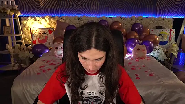 Chatroom XXX en direct de BabyFlowerr