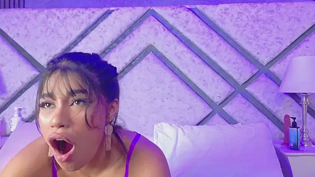 ZafiraRoseのライブXXXチャット