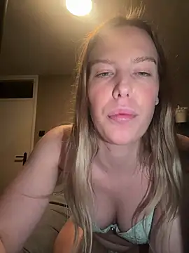 Chloemillerrxx Webcamshow