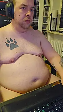 Show modela PupW0lfy na web-kameri