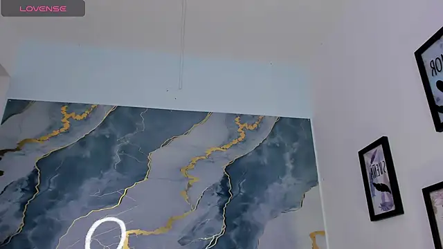 Isaac_Kurtt live XXX chat