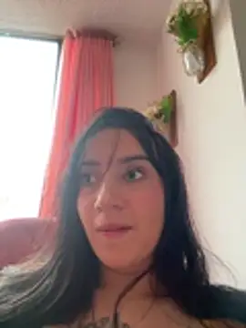 Chat +18 de EmmyEvans1 ao vivo