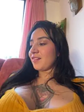 Chat XXX en directo de EmmyEvans1