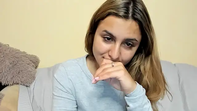 NicolePlay Obrolan Langsung XXX