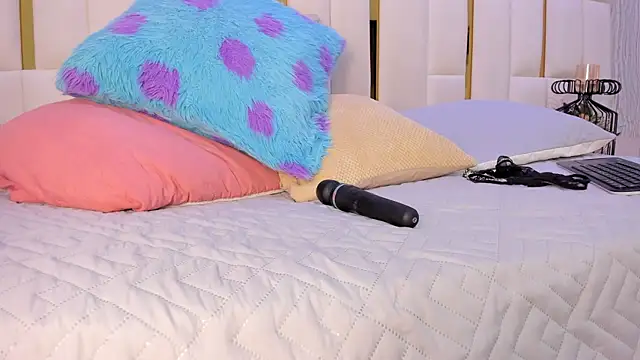 Meghan_stonne_ Adlı Modelin Canlı XXX Sohbeti