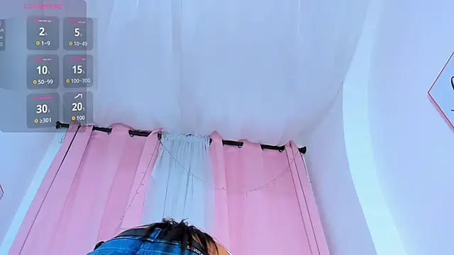 NicoleMadrird 即時 XXX 聊天