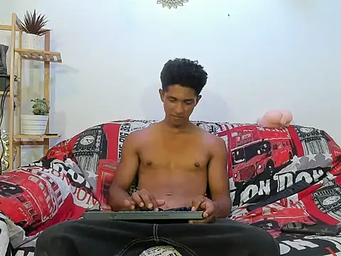 Yoel_hot2004 – Live XXX-chat