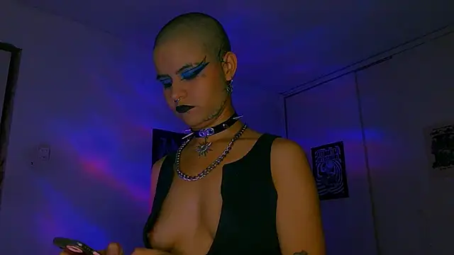 Živý XXX chat alex_one888