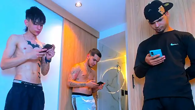 Chat XXX en directo de TheBatMansion