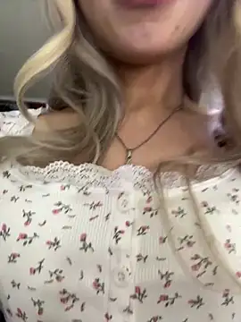 Damiian20_ élő XXX-chatje