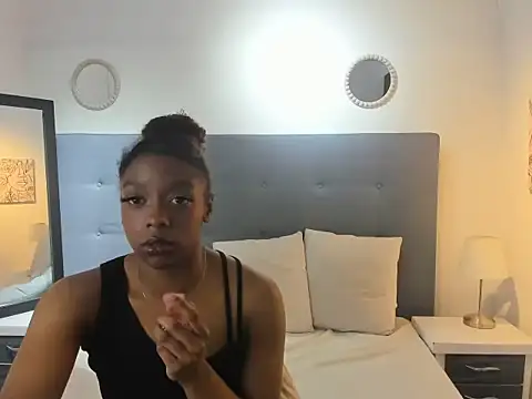 serenababe_のライブXXXチャット