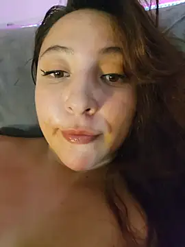 Czat XXX na żywo – VickyHoult