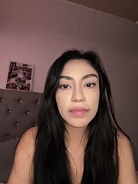 Bonny_Eva Adlı Modelin Canlı XXX Sohbeti