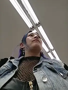 sophie_banger Chat XXX in diretta