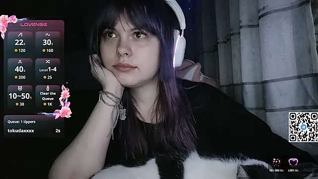 Pokazy przed kamerką – KristiBloom