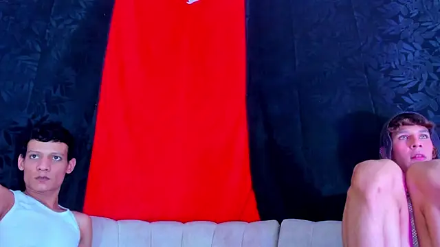 Pleasure_boys_hot Webcam show