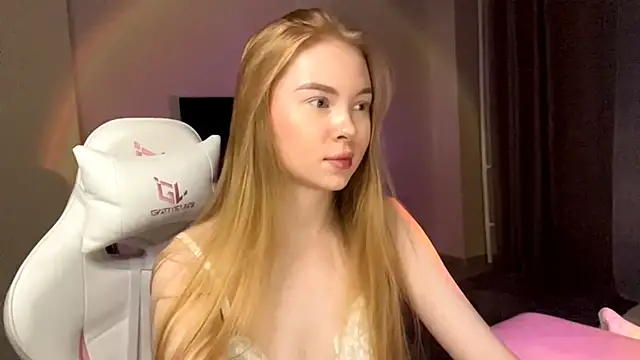 LumiSun élő XXX-chatje