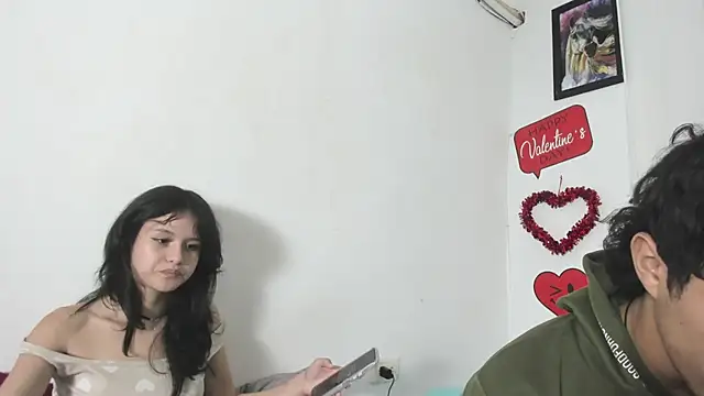 Laura_and_Kevin ওয়েবক্যাম শো