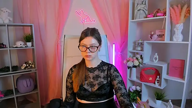 Онлайн чат XXX CelestineMauriac