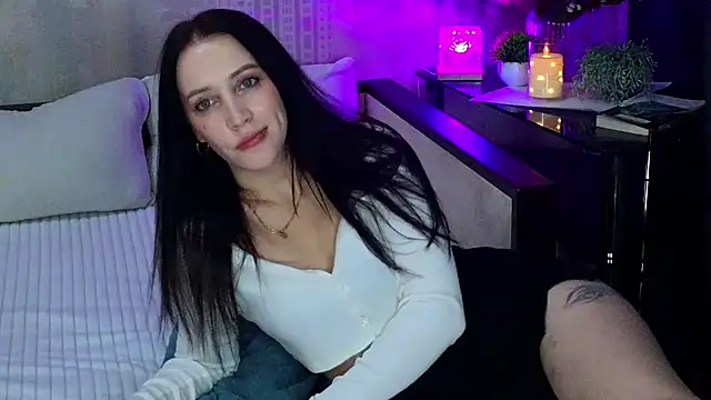 Онлайн чат XXX MonicaSweetx