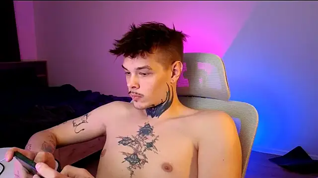 DENIS_HERE ওয়েবক্যাম শো