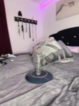 Show modela Clarasense__ na web-kameri