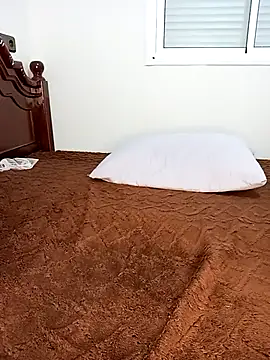 Sexy__Arab Adlı Modelin Canlı XXX Sohbeti