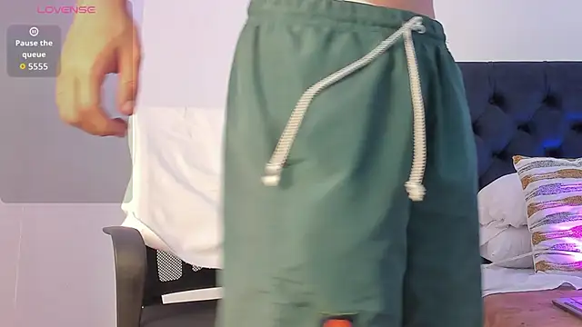 Marcus_Moreno's Live XXX Chat