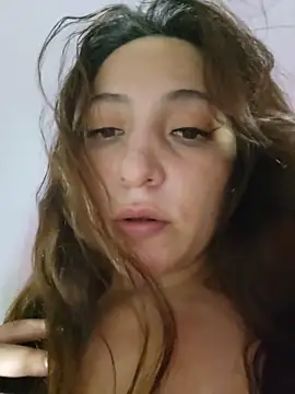 VickyHoult Adlı Modelin Canlı XXX Sohbeti