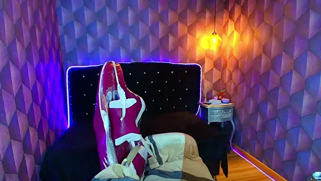 Онлайн чат XXX LiaHarryis