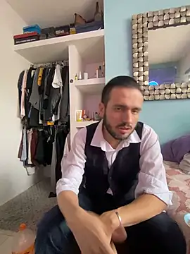 XXX chat uživo modela Alexitho25