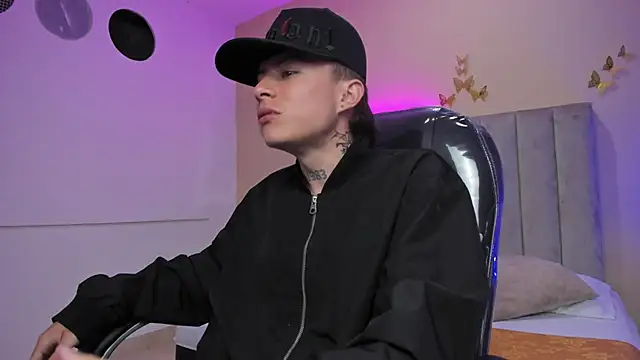 Онлайн чат XXX Nascary_Fox