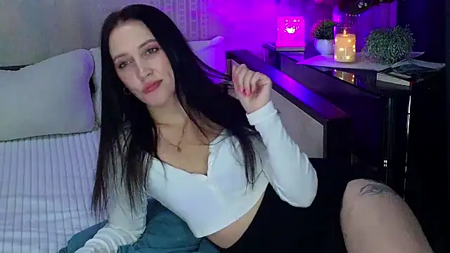 Chat +18 de MonicaSweetx ao vivo