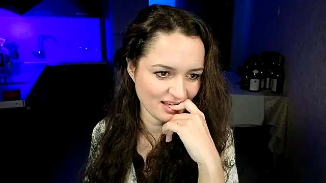 Chat +18 de Cerann1 ao vivo