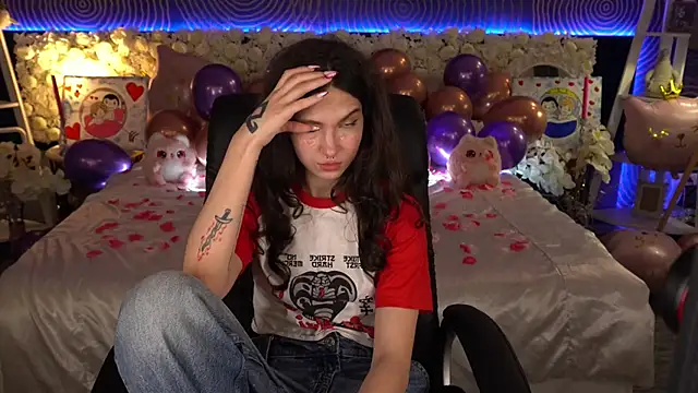 Chat +18 de BabyFlowerr ao vivo