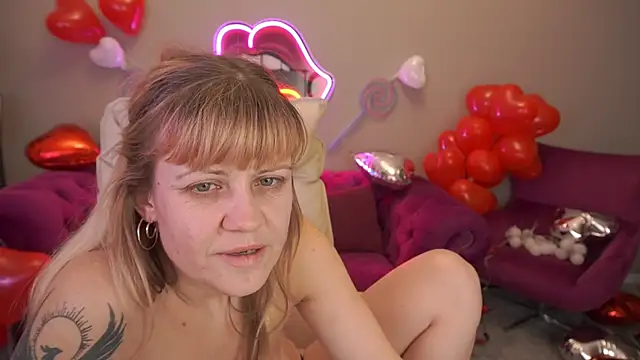 BellaLaPetit – Naživo XXX chat