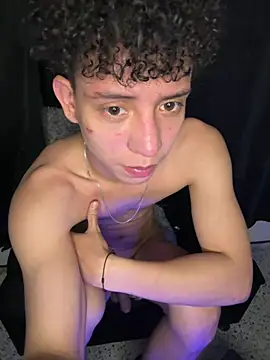 Chatroom XXX en direct de yoursexyjose