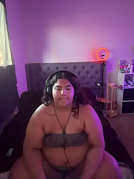 1n0nlythroat Chat XXX in diretta