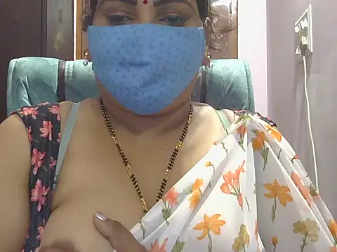 Nisha-telugu: διαδικτυακό σόου στην κάμερα