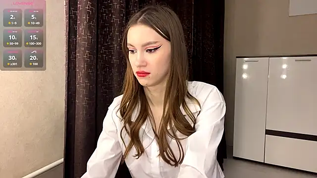 PrincessSuki Chat XXX in diretta