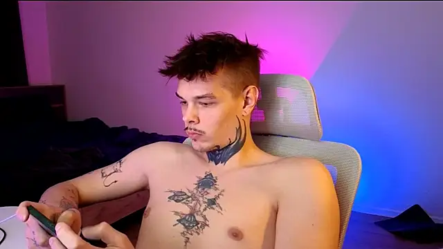 Chat +18 de DENIS_HERE ao vivo