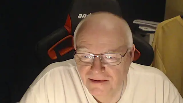 lonely_peter Chat XXX live