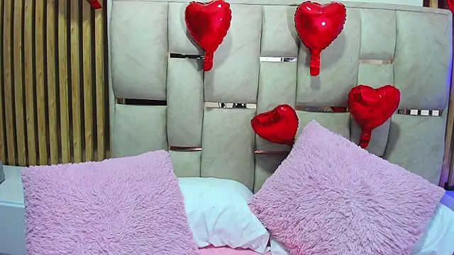 Czat XXX na żywo – vannepettite_